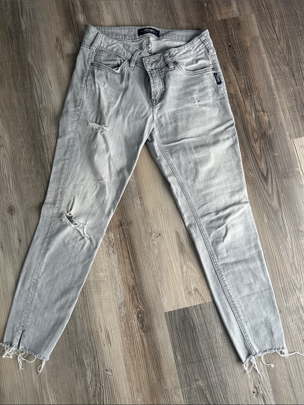 Women’s Light Gray Distressed Jeans - worn once